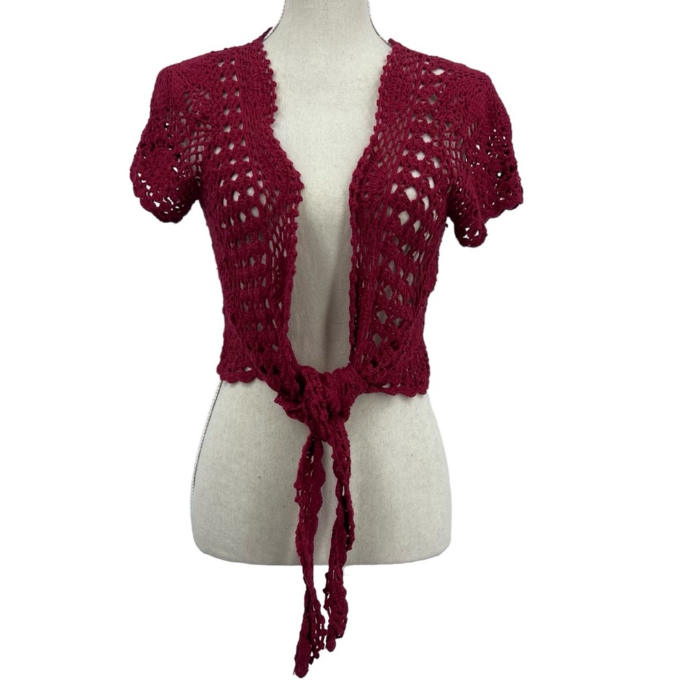 BCBGMaxAzria Crochet Burgundy Tie Front Cropped Open Front Sweater Size Medium